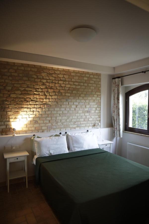 Agriturismo La Fonte Di San Girio Vendégház Potenza Picena Kültér fotó