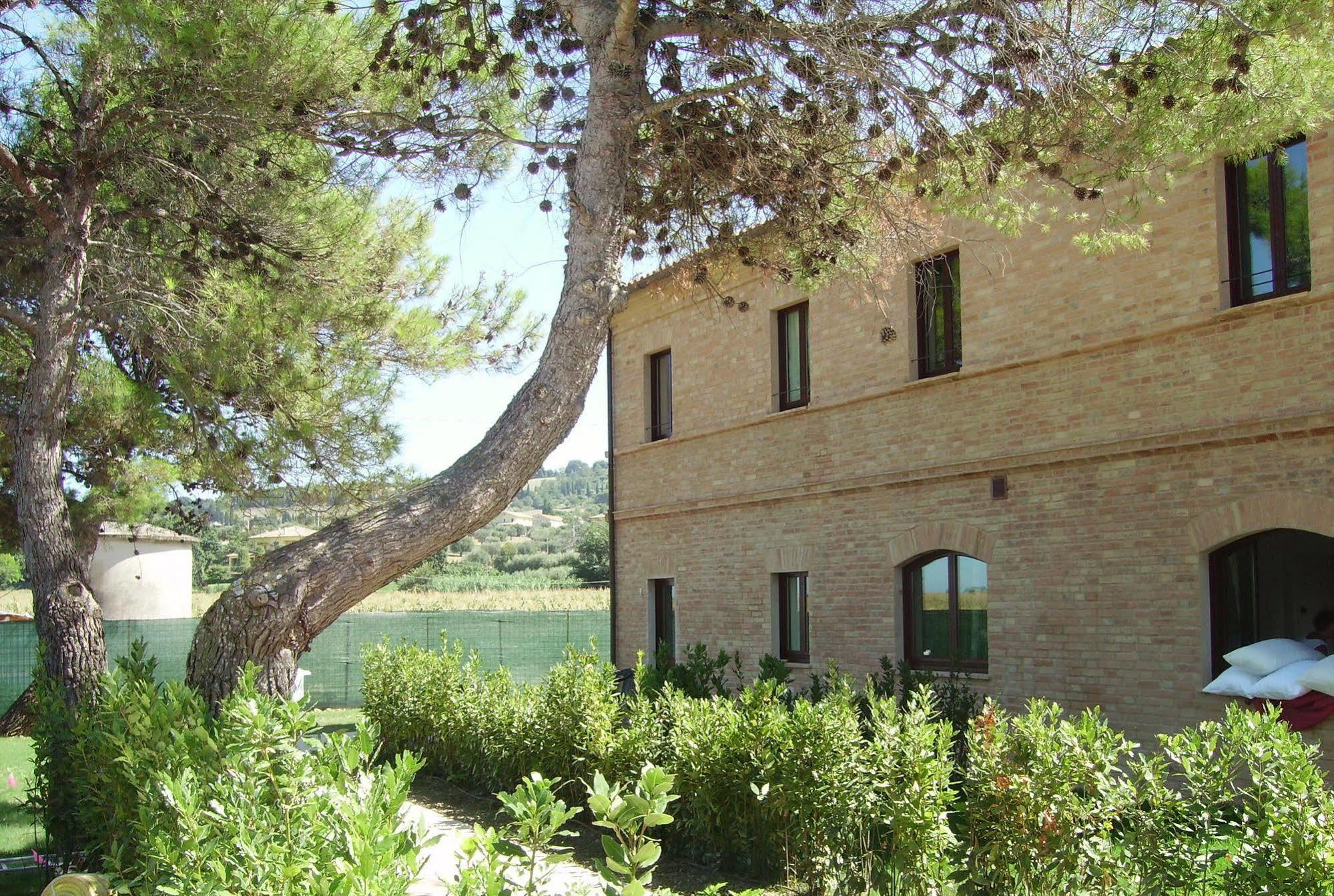 Agriturismo La Fonte Di San Girio Vendégház Potenza Picena Kültér fotó