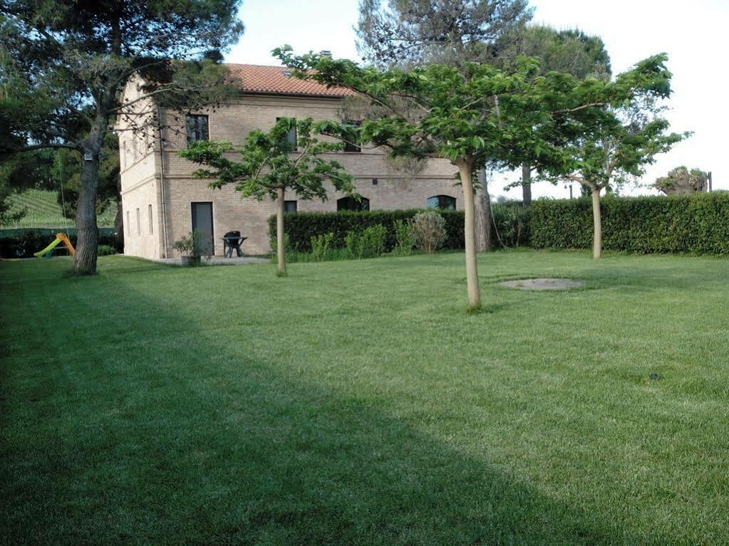 Agriturismo La Fonte Di San Girio Vendégház Potenza Picena Kültér fotó