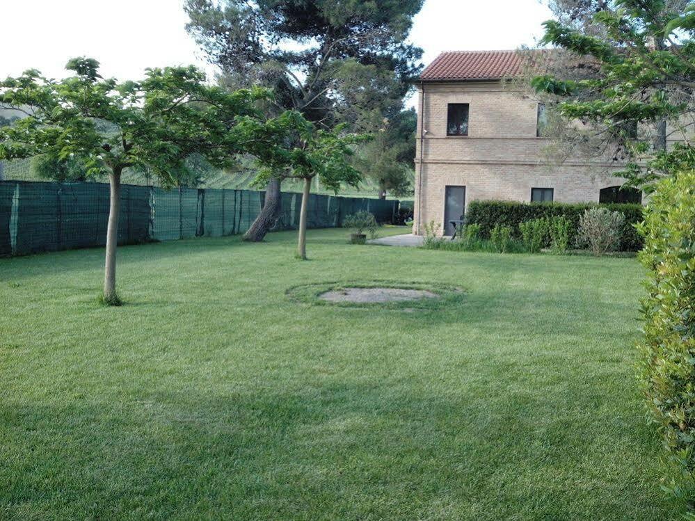 Agriturismo La Fonte Di San Girio Vendégház Potenza Picena Kültér fotó